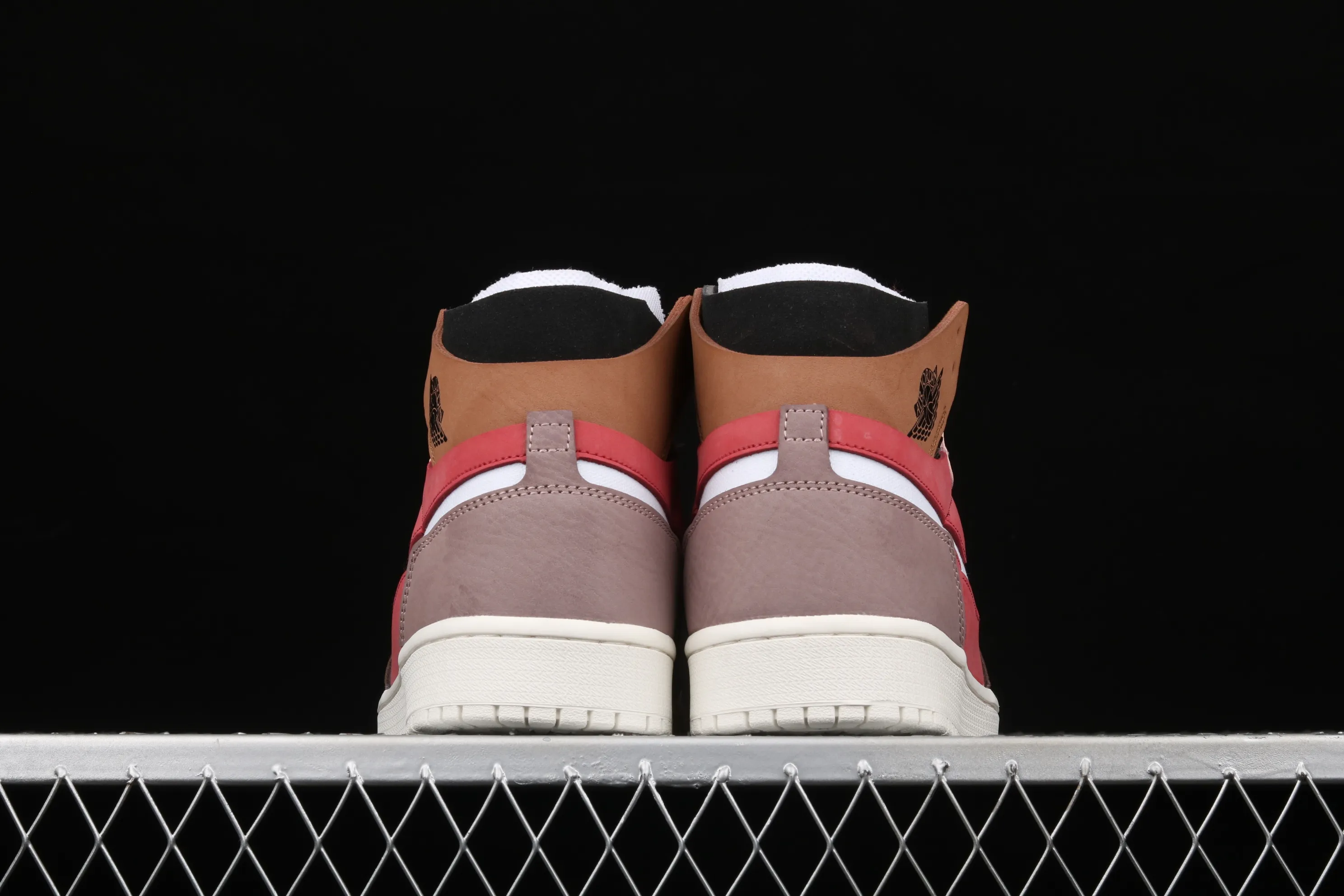 All categories Air Jordan Jordan series basketball shoes Air Jordan 1 High Z version Air Jordan 1 Zoom CMFT AJ1 Joe 1 bean paste dirty powder CT0979-602